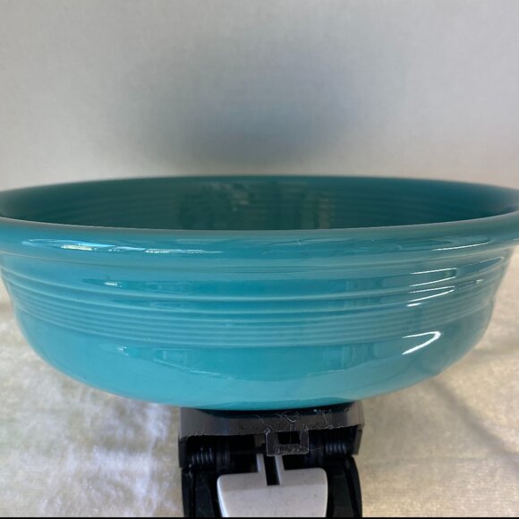POST 1986 - RETIRED TURQUOISE COLOR FIESTA 2 QUART EXTRA LARGE SERVING BOWL NEW - Picture 2 of 6